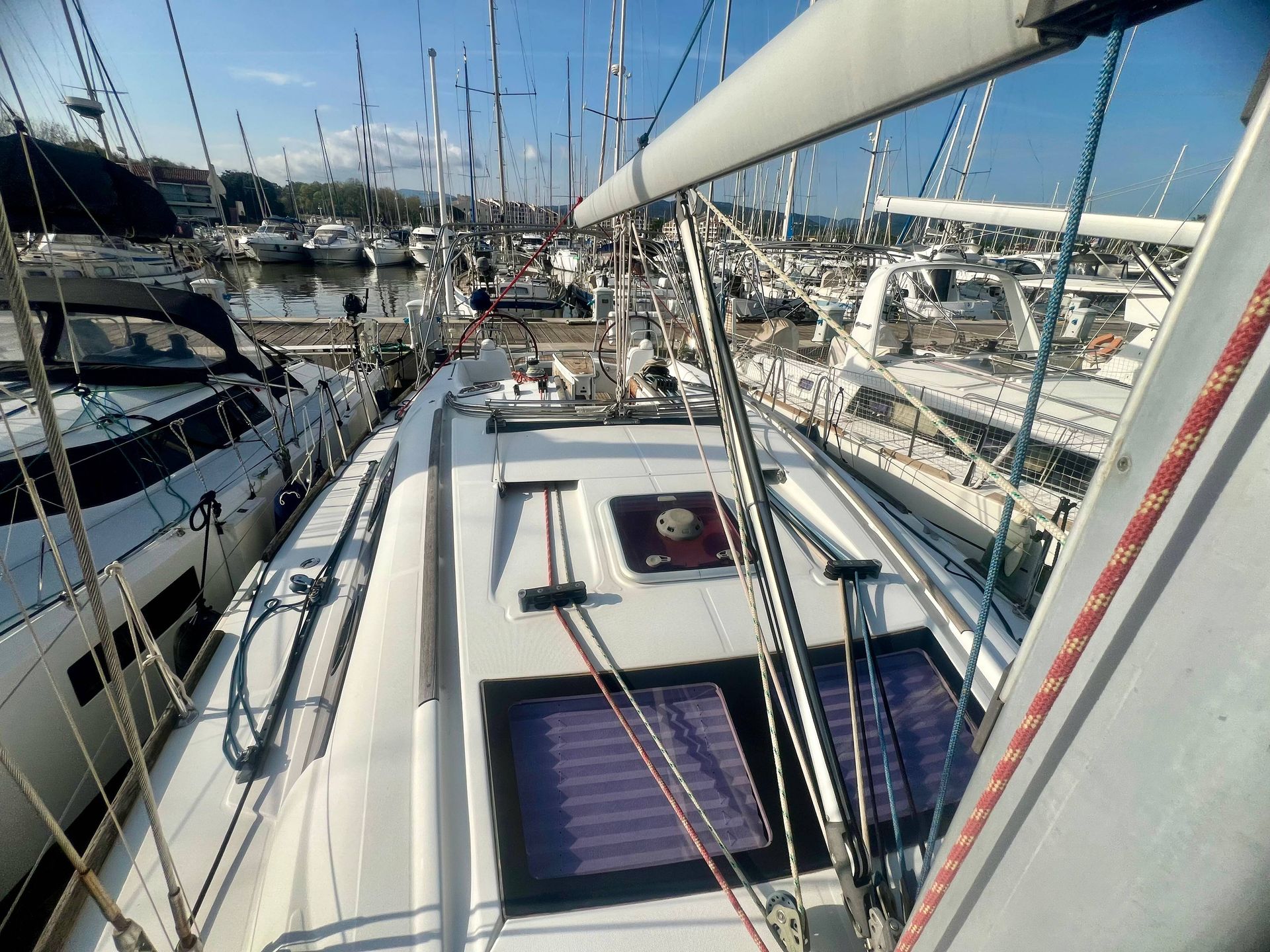 slider 15 Beneteau Oceanis 40